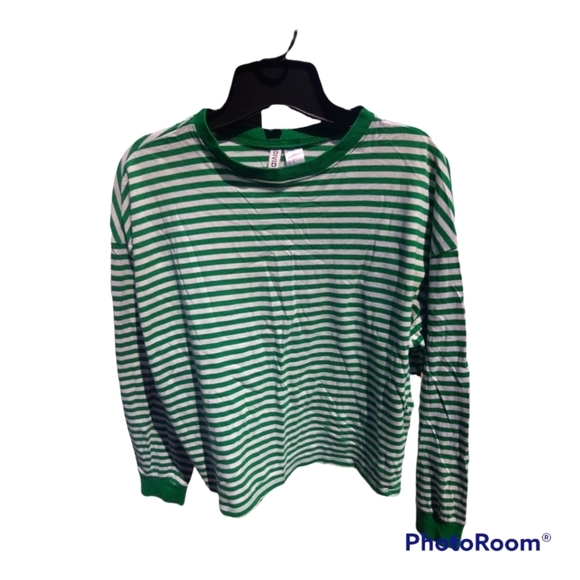 Divided Striped Top 286 - Picture 1 of 4